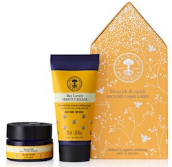 Bee Lovely Christmas collection