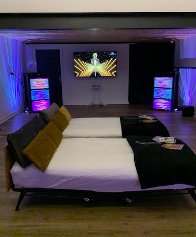 ee-night-time-set-up image