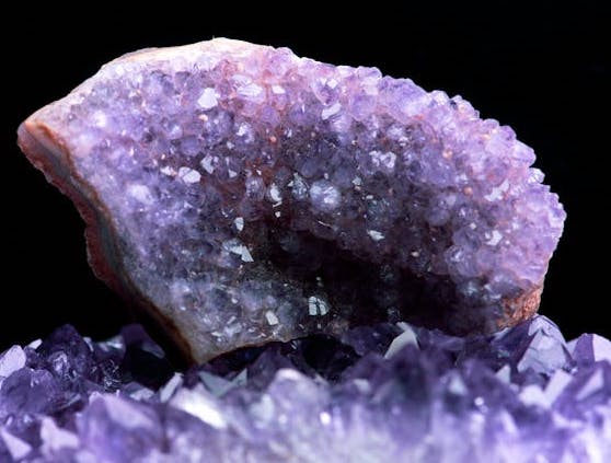 quartz-amethyst image